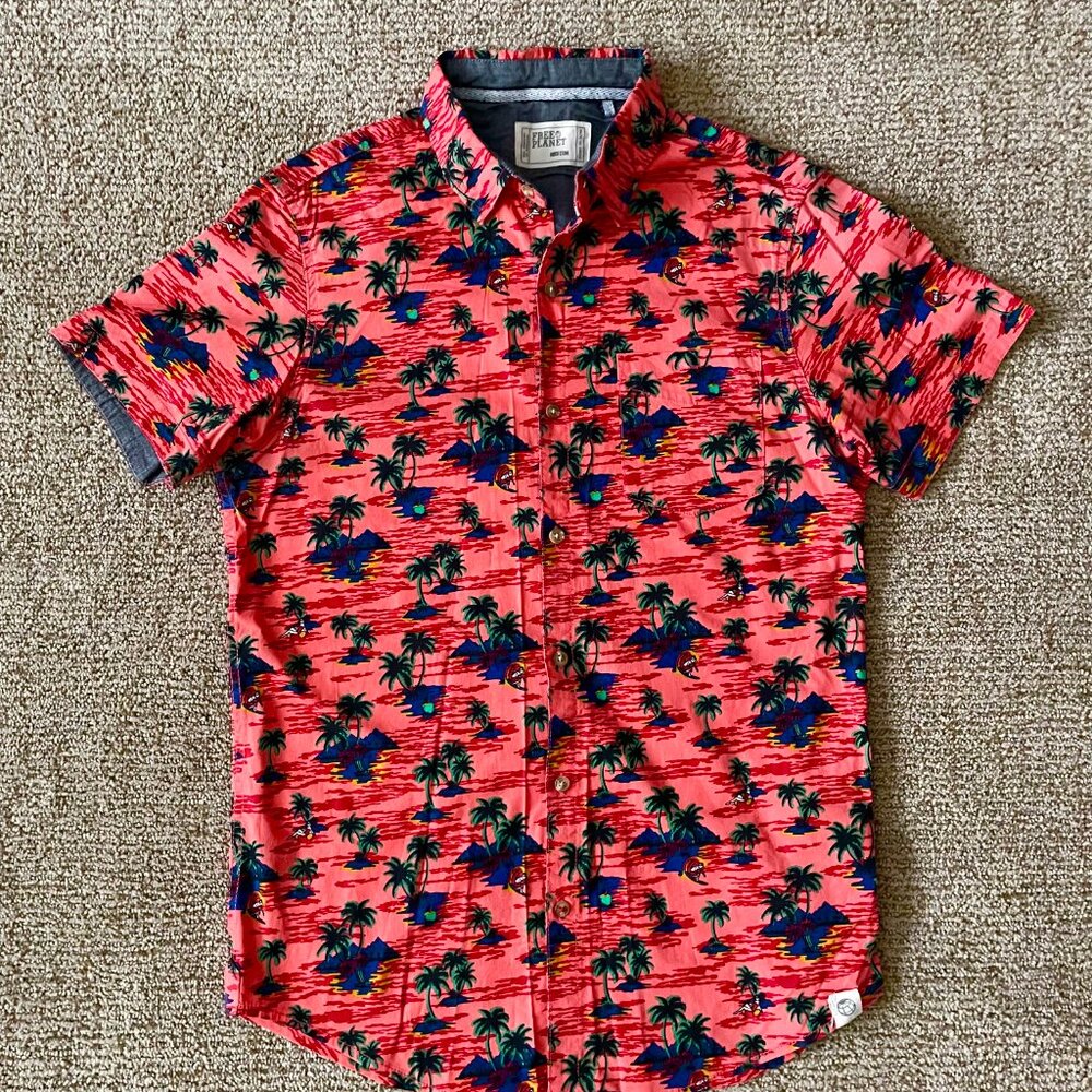 Free Plant Button Up Short-Sleeve Shirt. Pink Tropical Pattern - M (Small)